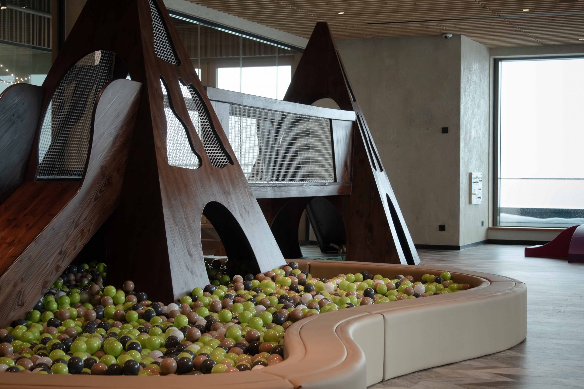 Das Bällebad in der Family Play Area im Familux Resort The Grand Green